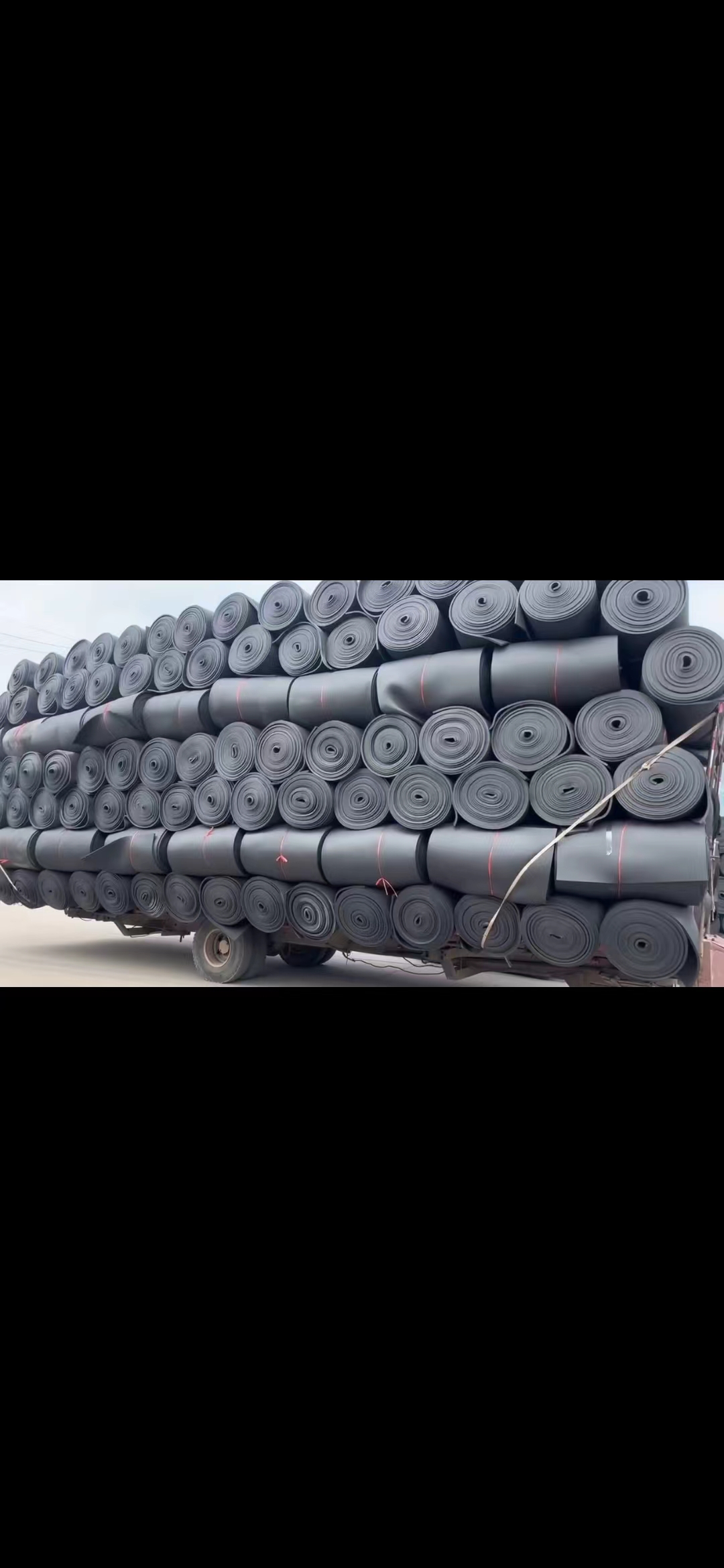 Rubber and plastic insulation material